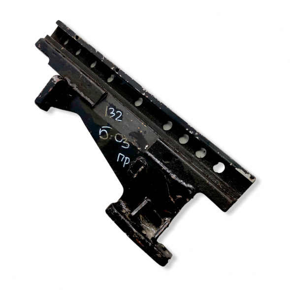 Боковина правая 1322-2707060-Б-02